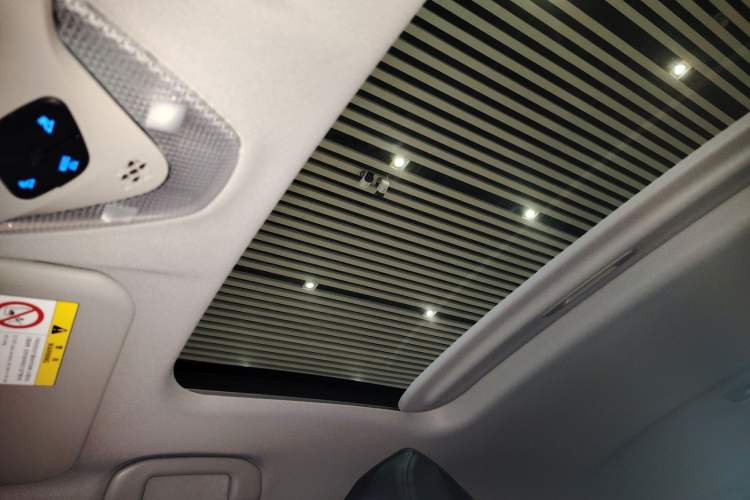 Used Toyota IZOA 2021 2.0L Enjoy Edition Headliner