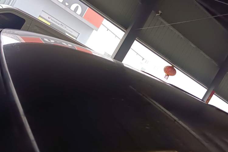 Used SAIC MAXUS G10 2016 1.9T Automatic Elite Edition Diesel China V Emission Standard