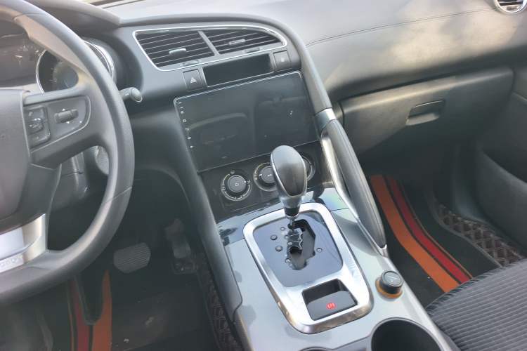 Used Peugeot 3008 2016 2.0L Automatic Classic Edition