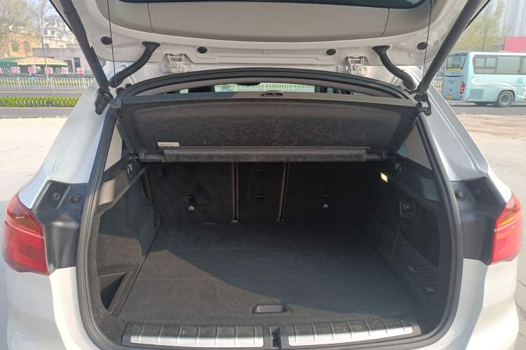 Used BMW X1 2018 sDrive18Li Luxury Model
