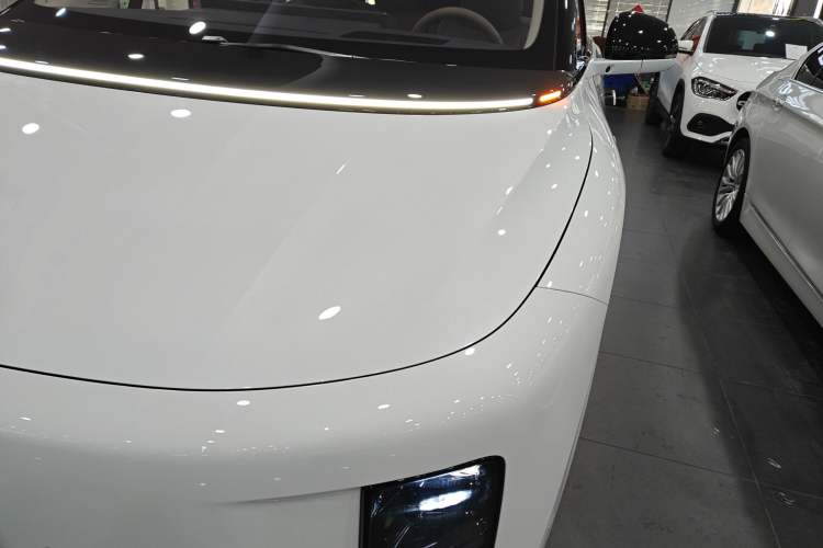 Used Li Auto Li Auto i8 2025 Model Standard Version
