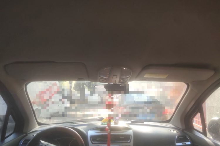 Used FAW Yingzhi G5 2016 1.5L CVT Luxury Navigation Edition
