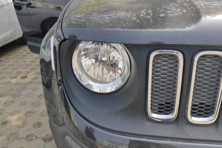 Used Jeep Renegade 2016 1.4T Automatic High-Energy Version Right Front Headlight