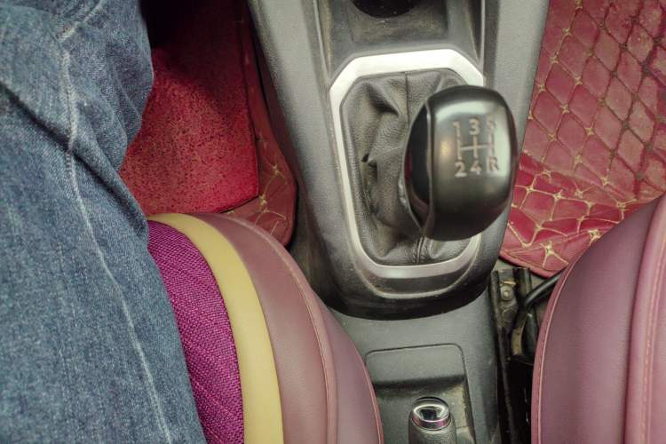 Used Peugeot 301 2016 1.6L Manual Comfort Edition
