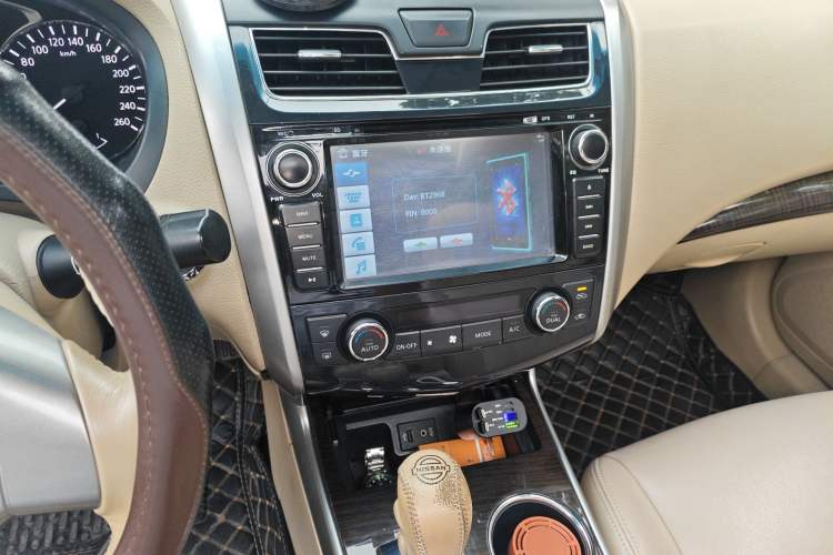 Used Nissan Teana 2013 2.0L XE Fashion Edition Audio And AC Panel