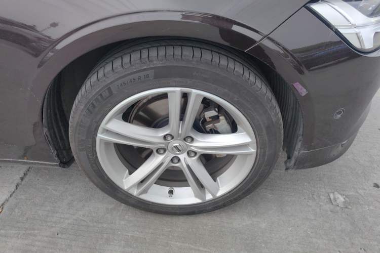 Used Volvo S90 2018 T4 Zhiyuan Edition
