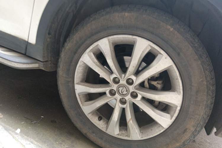 Used Dongfeng Aeolus AX7 2015 2.0L Manual Zhiyi Trim Right Front Wheel Hub