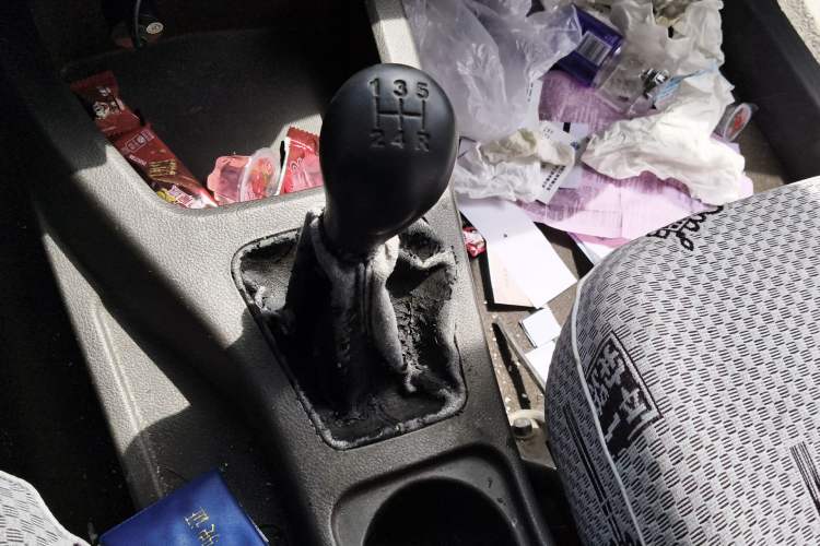 Used Wuling Rongguang V 2016 1.5L Standard Version
