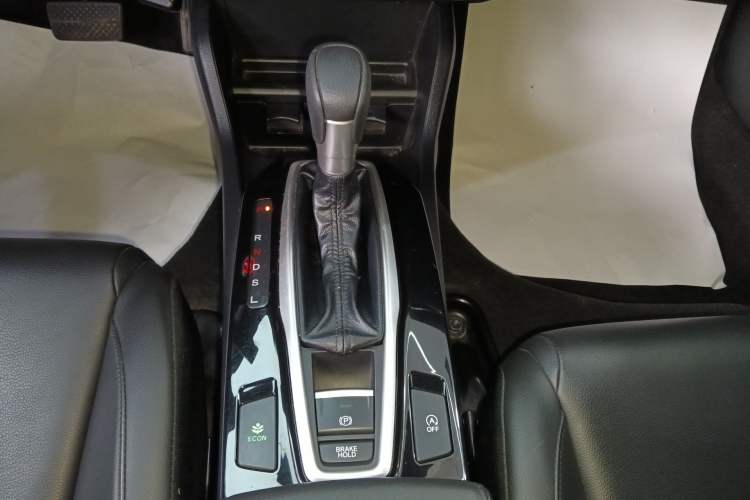 Used Honda Crider 2019 180 Turbo CVT Luxury Edition China VI Emission Standard Gear Lever