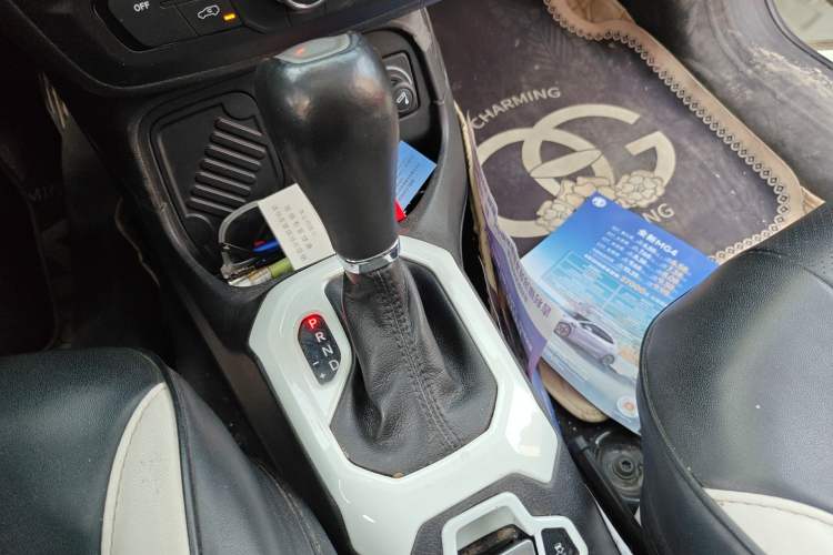 Used Jeep Renegade 2018 Connected Large Screen Version 180T Automatic High-Energy Edition