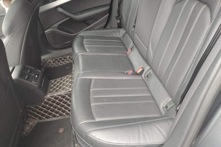 Used Audi A4L 2022 40 TFSI Luxury Dynamic Model Left Rear Seat