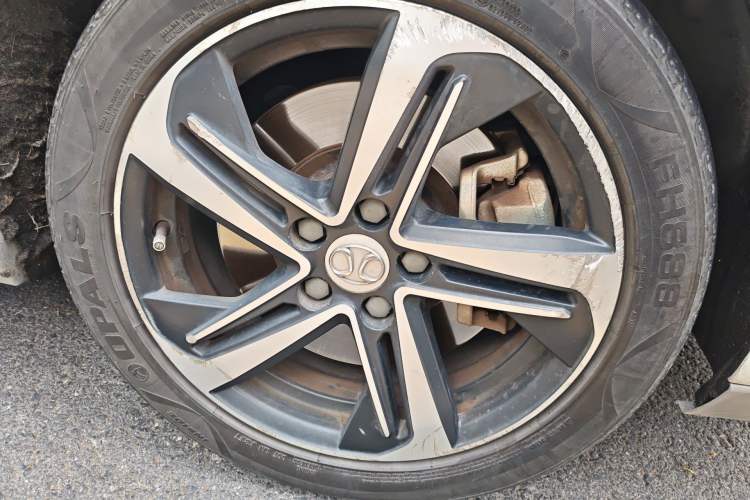 Used BAIC Beijing EU5 2018 R500 Smart Wind Edition