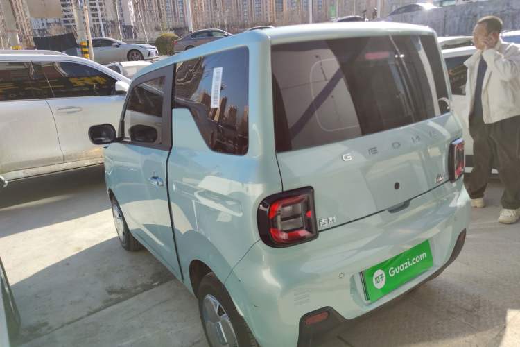 Used Geely Galaxy Panda 2024 Panda Mini 200km Endurance Bear