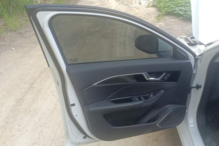 Used Bestune B70 2022 Third Generation 1.5T Automatic Enjoyment Version
