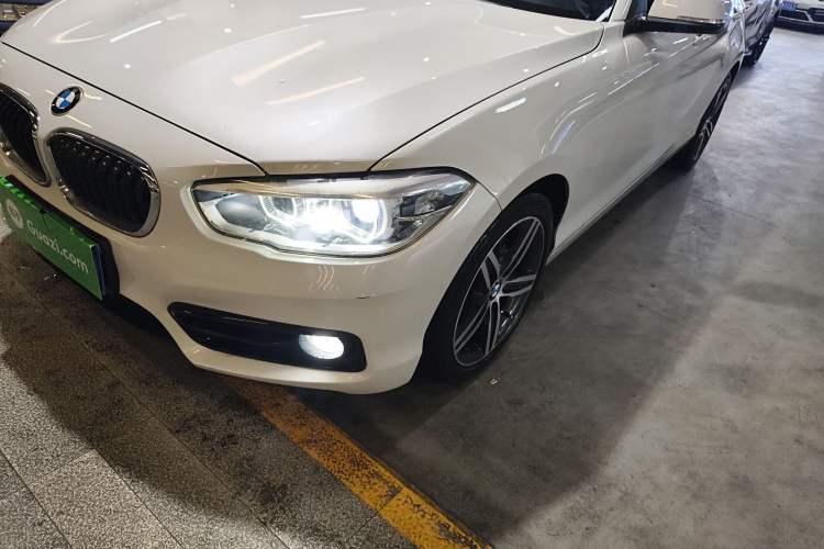 Used BMW 1 Series 2018 118i Sport Design Package
