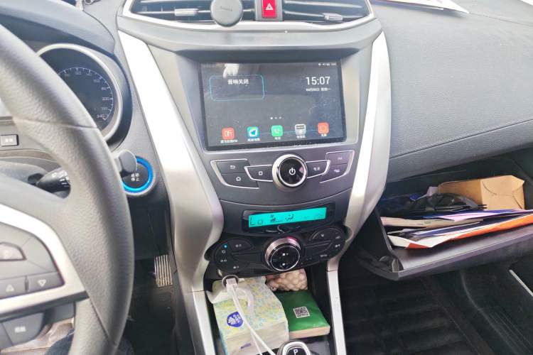 Used BYD Yuan New Energy 2019 EV360 Smart Connect Leading Model Audio And AC Panel