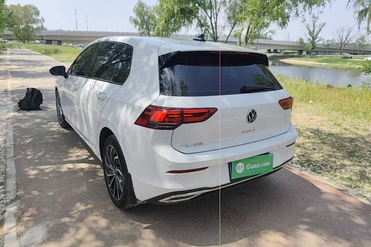 Used Volkswagen Golf 2021 200TSI DSG Pro
