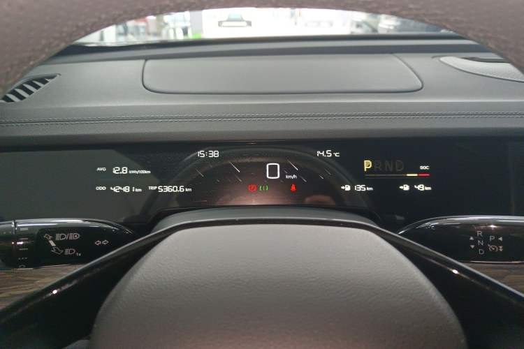 Used NETA S 2022 Extended-Range Version 1160 km Range Rear-Wheel-Drive Compact Edition