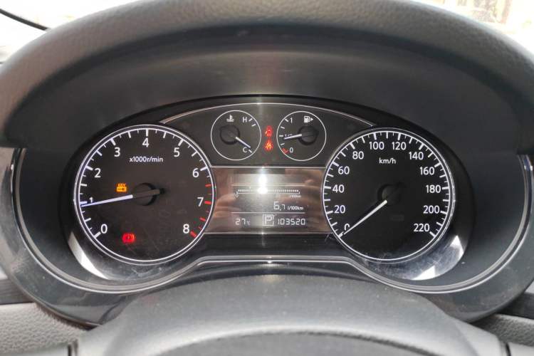 Used Nissan Tiida 2013 1.6L CVT Cool Cafe Edition