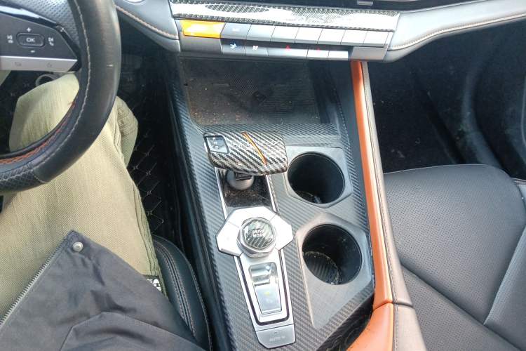 Used Changan UNI-V 2022 1.5T Prestige Version
