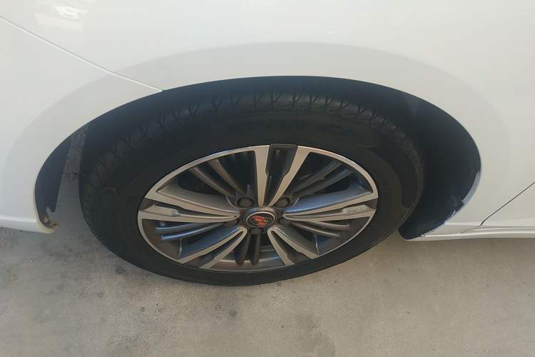 Used Roewe i5 2019 1.5L Manual 4G Connectable Langhao Edition
