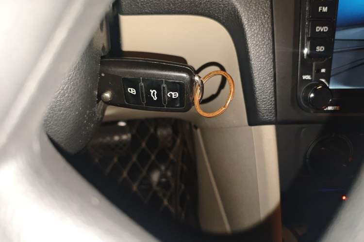 Used Skoda Rapid 2013 1.6L Automatic Smart Selection Model
