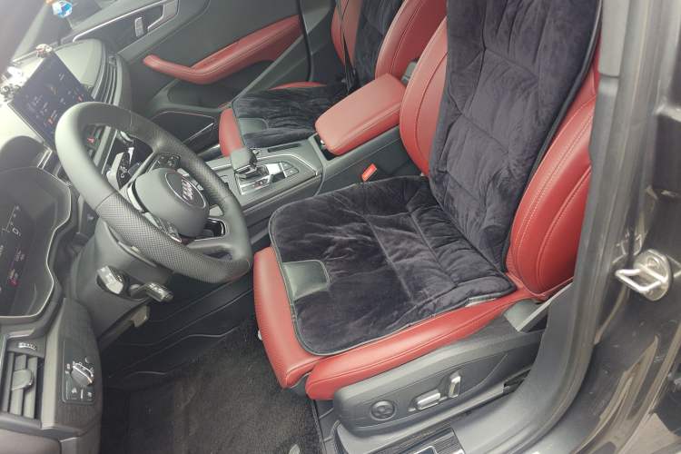 Used Audi A4L 2024 40 TFSI Luxury Dynamic Edition
