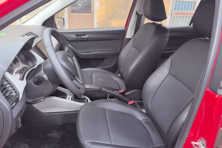 Used Skoda Fabia 2017 1.4L Automatic Car Enjoy Edition