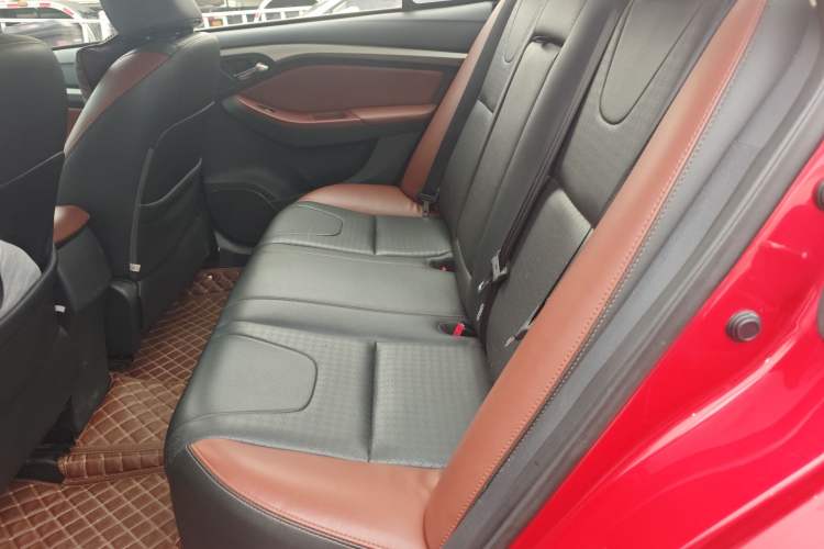 Used BYD G5 2014 1.5TI Manual Luxury Edition