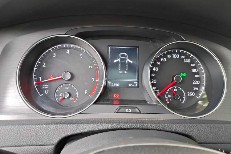 Used Volkswagen Golf 2016 1.6L Automatic Comfort Model Instrument Cluster