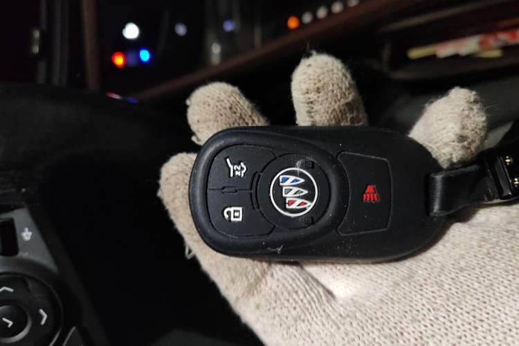 Used Buick Envision 2016 28T Four-Wheel Drive Elite Version