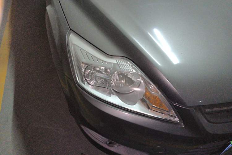 Used Ford Focus 2013 Sedan Classic 1.8L Automatic Fashion Edition