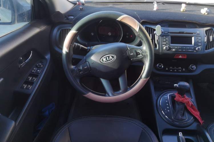 Used Kia Sportage R 2011 2.0L Automatic Two-Wheel Drive GLS