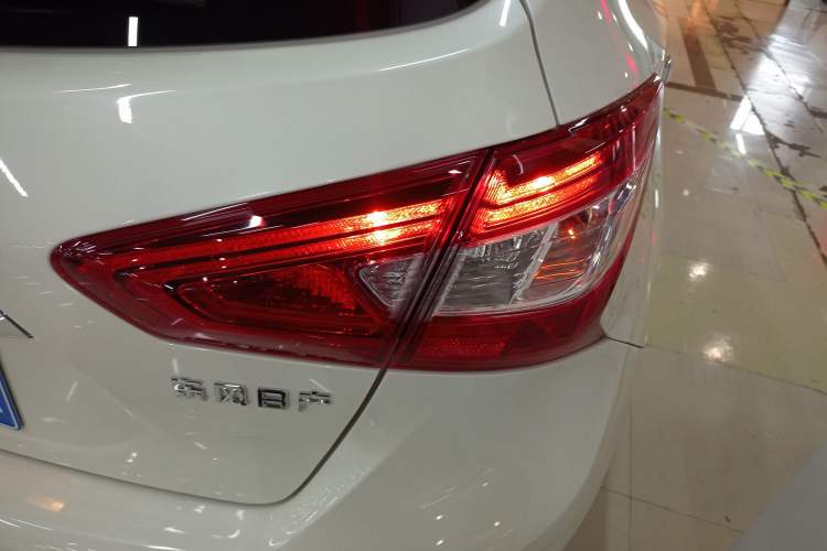 Used Nissan Tiida 2024 1.6L CVT Cool Dynamic Edition Right Rear Taillight