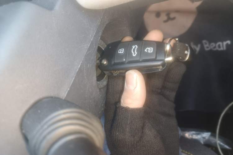 Used Chery QQ Ice Cream 2022 170km Sundae Phosphate Lithium-Ion
