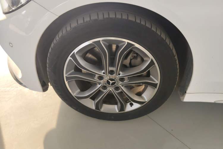 Used Mercedes-Benz C-Class 2018 C 180 L Fashion Edition Sport Version Exterior 4