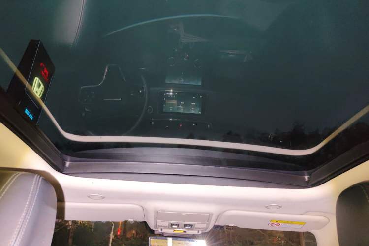 Used Land Rover Range Rover Evoque 2021 Range Rover Velar L 249PS R-Dynamic First Edition