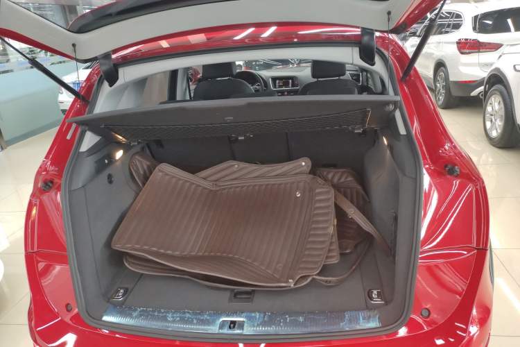 Used Audi Q5 2017 Plus 40 TFSI Technology Model
