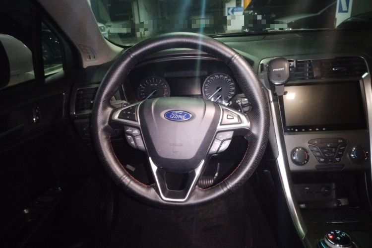 Used Ford Mondeo 2017 EcoBoost 180 Stylish Model Steering Wheel