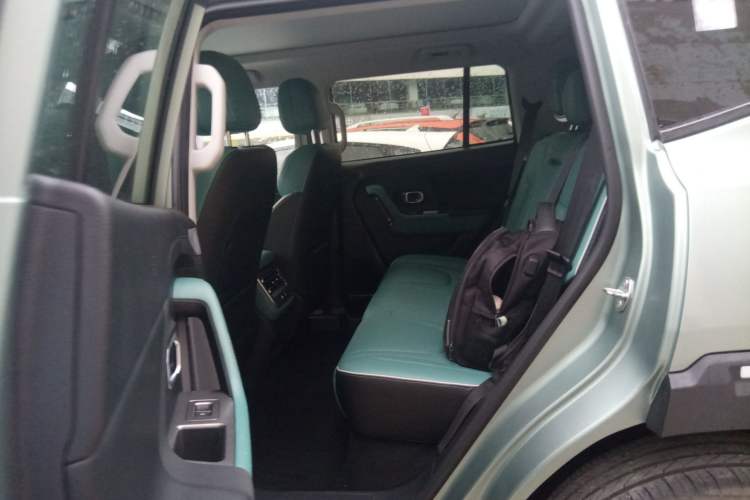 Used JETOUR Freelander 2025 2.0TD Automatic XWD Conqueror Left Rear Seat