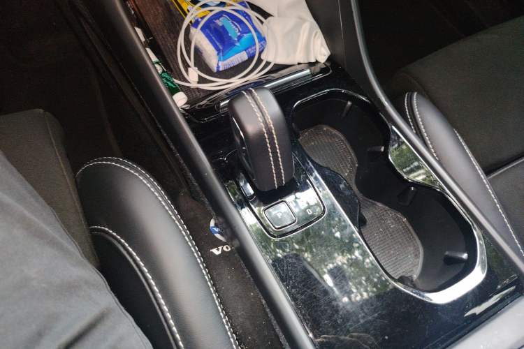 Used Volvo XC40 New Energy 2022 Long-Range Version Gear Lever