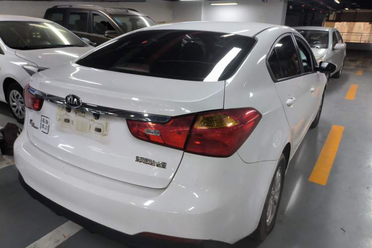 Used Kia K3 2015 1.6L Manual GL
