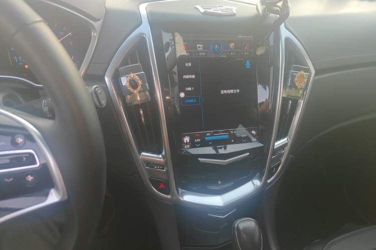 Used Cadillac SRX 2013 3.0L Comfort Model Audio And AC Panel