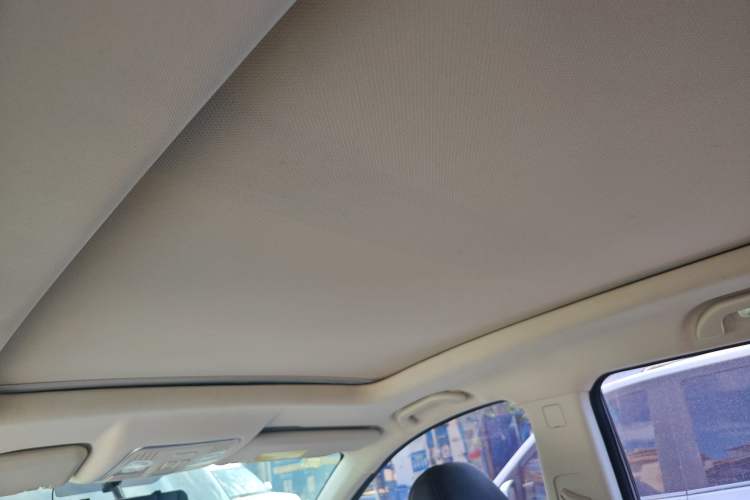 Used Sinotruk VGV U70 2020 1.5T Automatic Smart Enjoyment Elite Version 7 Seats Headliner