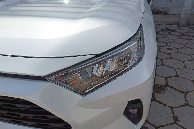 Used Toyota RAV4 2024 2.0L CVT Two-Wheel Drive Urban Edition
