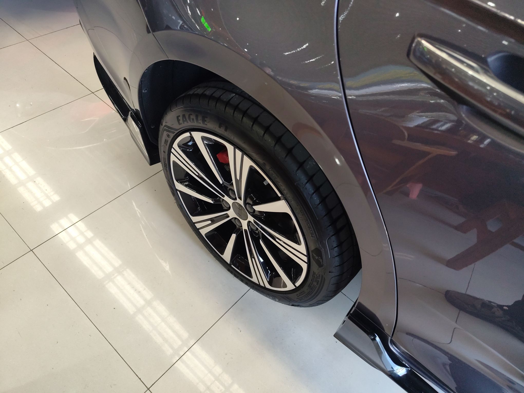 Geely Auto Preface 2025 Dongfang Yao 2.0TD Moonlight Edition — снимка 11
