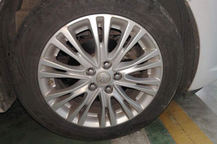 Used Buick GT 2015 15N Automatic Elite Version