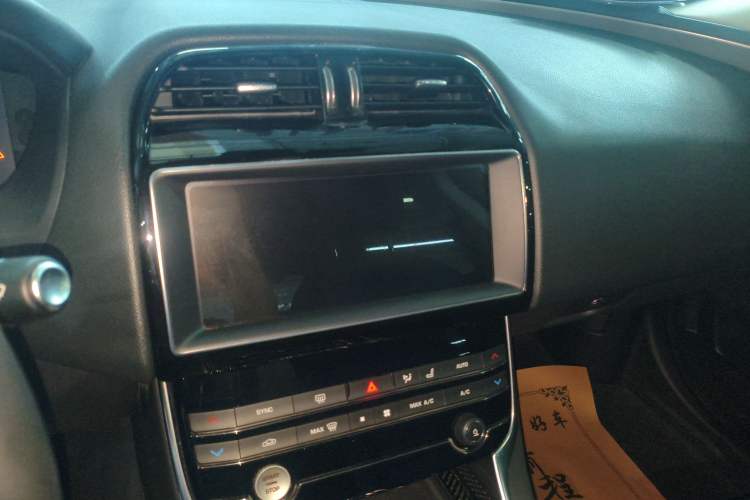 Used Jaguar XEL 2019 2.0T 200 PS Deluxe Edition
