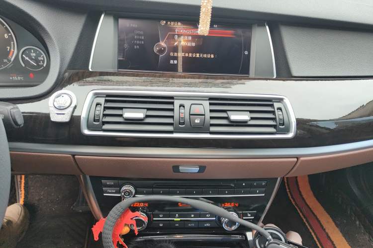 Used BMW 5 Series GT 2015 528i Leading Model
