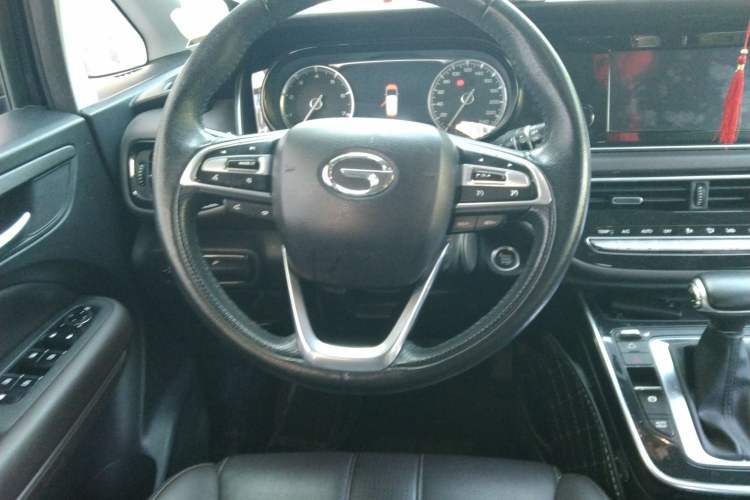 Used GAC Trumpchi M6 2019 270T DCT Luxury Edition (6-seater) China VI
